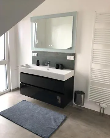 Ferienwohnung Ederseeblick 瓦尔德克